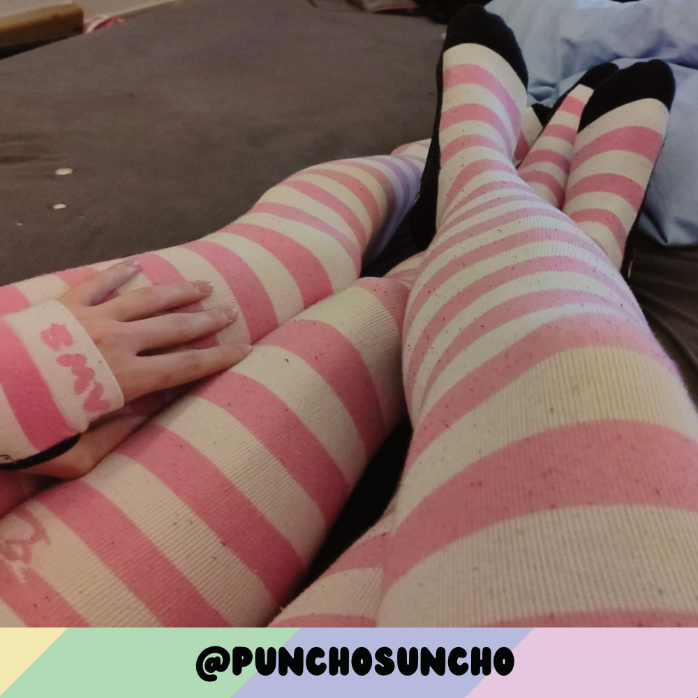 Light Pink vs White Slim Thigh High Sockies