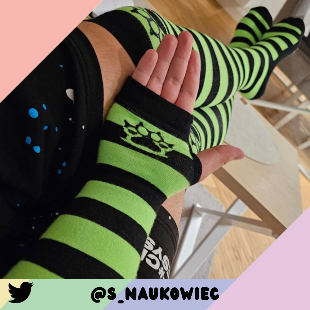 Neon Green vs Black Arm Warmers