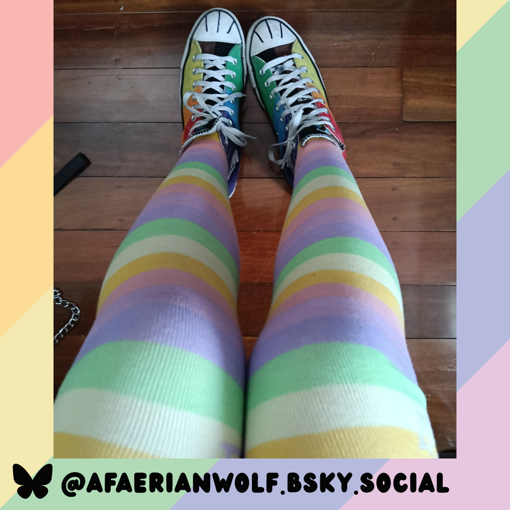 Pastel Rainbow Sockies